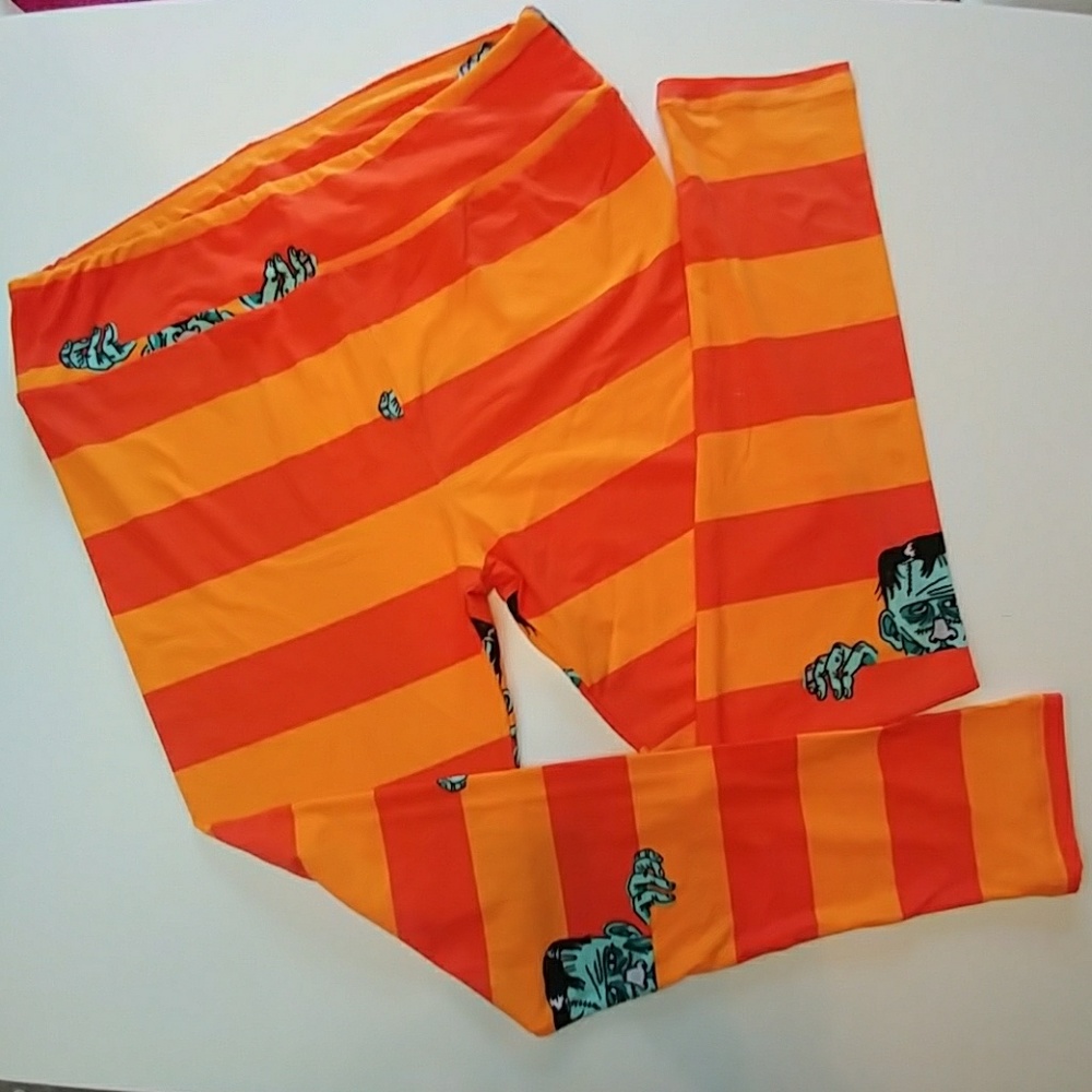 New. Lularoe Tall and Curvy Leggings